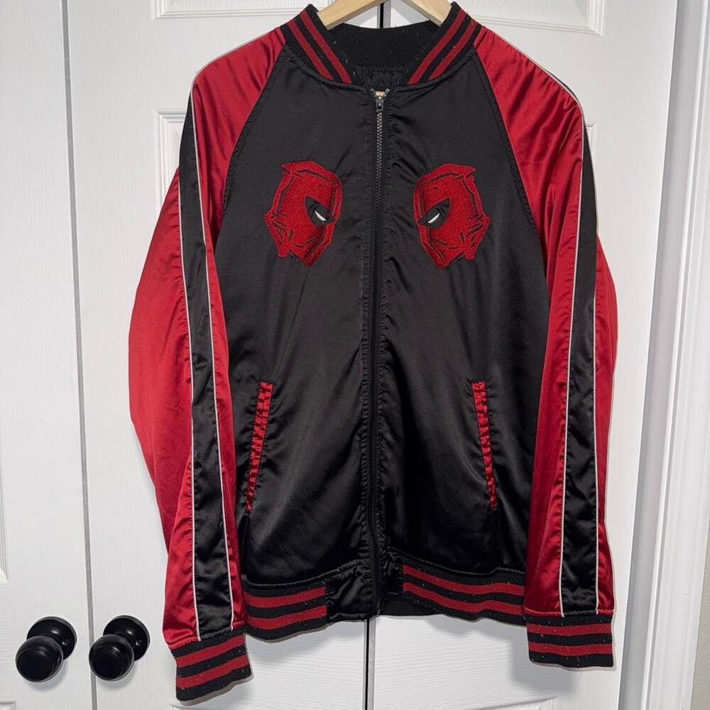 Marvel Red Black Deadpool embroidered Bomber jacket Large